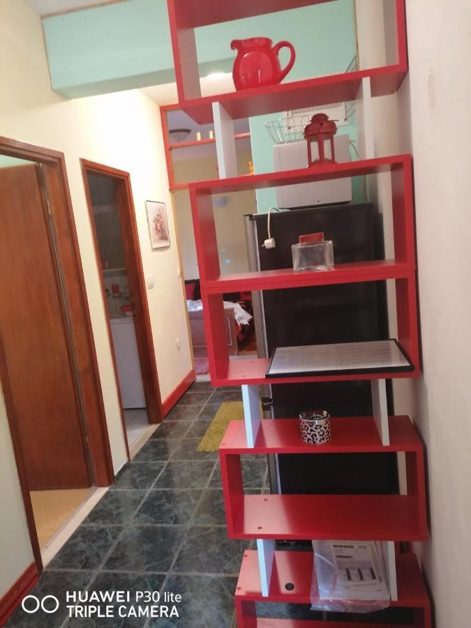 Apartmani Zute Račišće Bagian luar foto